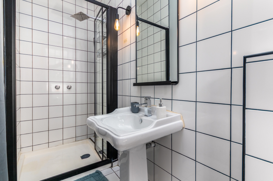 2 Bedroom Property for Sale in Cape Town City Centre Western Cape